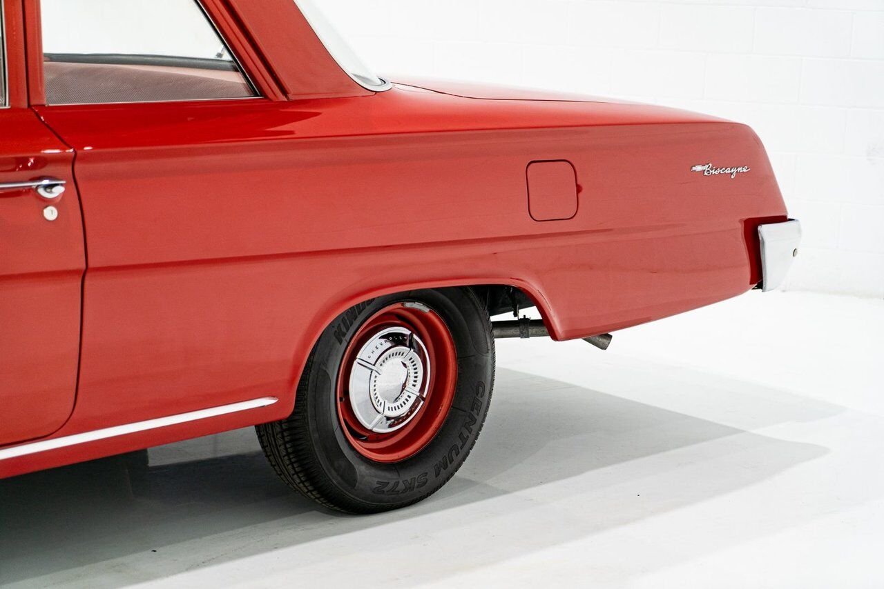 Chevrolet Biscayne Unrestored nearly all original parts 1962 Rouge Montréal - photo #34
