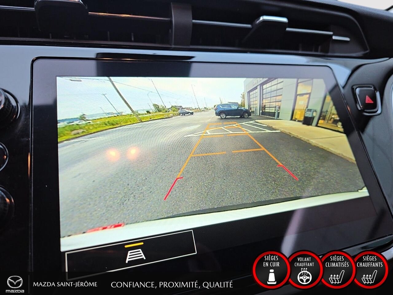 Chevrolet Bolt EUV LT REDLINE | CARPLAY SANS FIL | SIÈGES CHAUFFANTS | ANGLE MORT | 115 165 KM 2023 Blanc Saint-Jérôme - photo #18