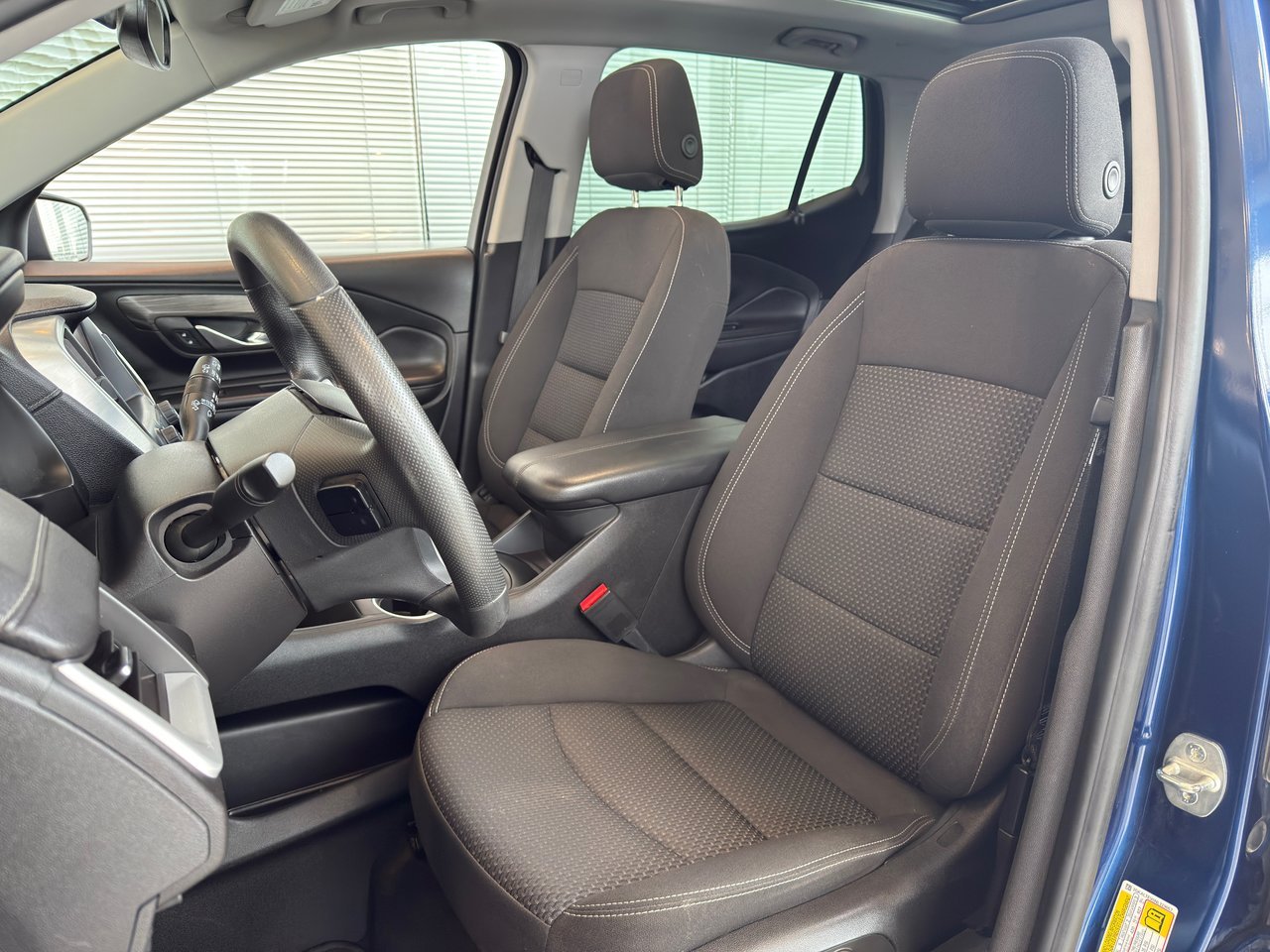 GMC Terrain 2022 Bleu Notre-Dame-des-Prairies - photo #16