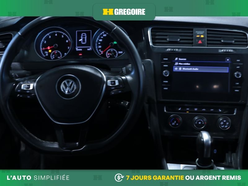 Volkswagen Golf 2021 Bleu Laval - photo #16
