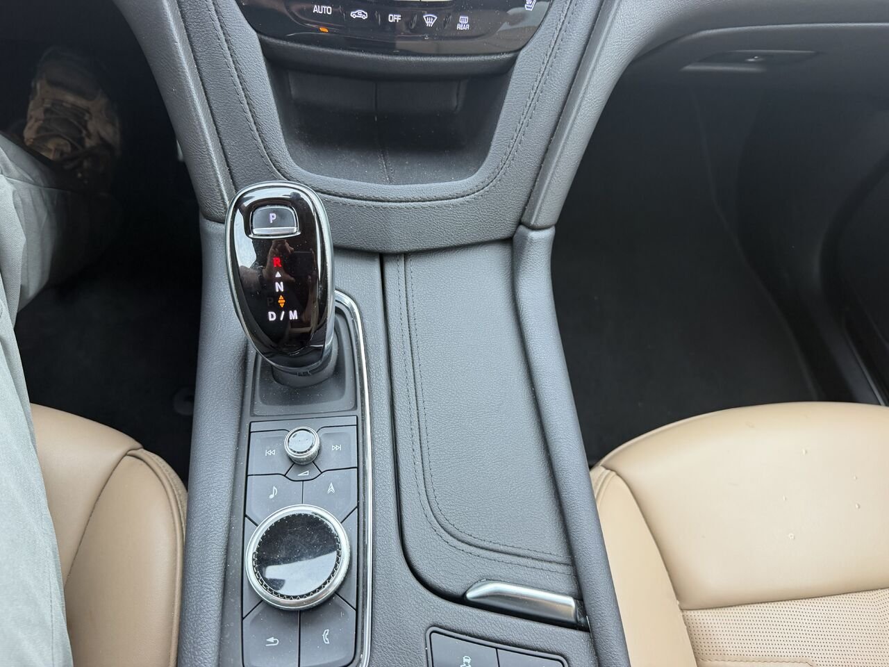 2022 Cadillac XT5 SPORT 3.6 AWD FINANCEMENT À PARTIR DE 3.99% Black Laval - photo #30