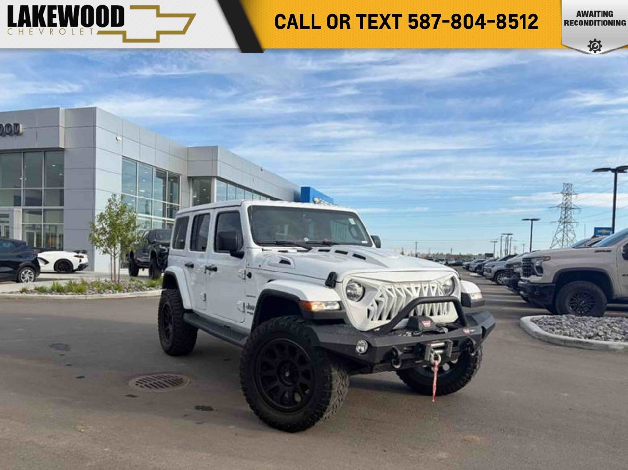 2021 Jeep Wrangler Unlimited Sahara 4x4 White Sherwood Park - photo #0