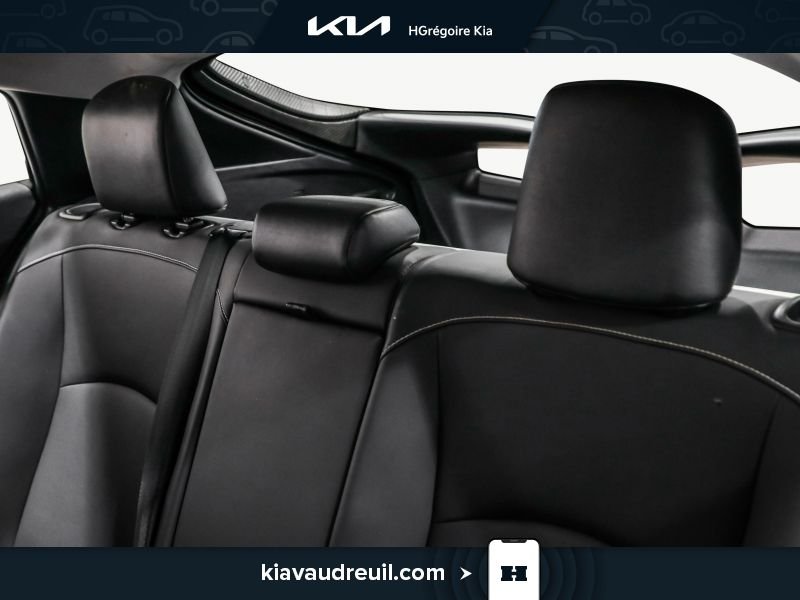 Toyota Corolla 2023 Noir Blainville - photo #37