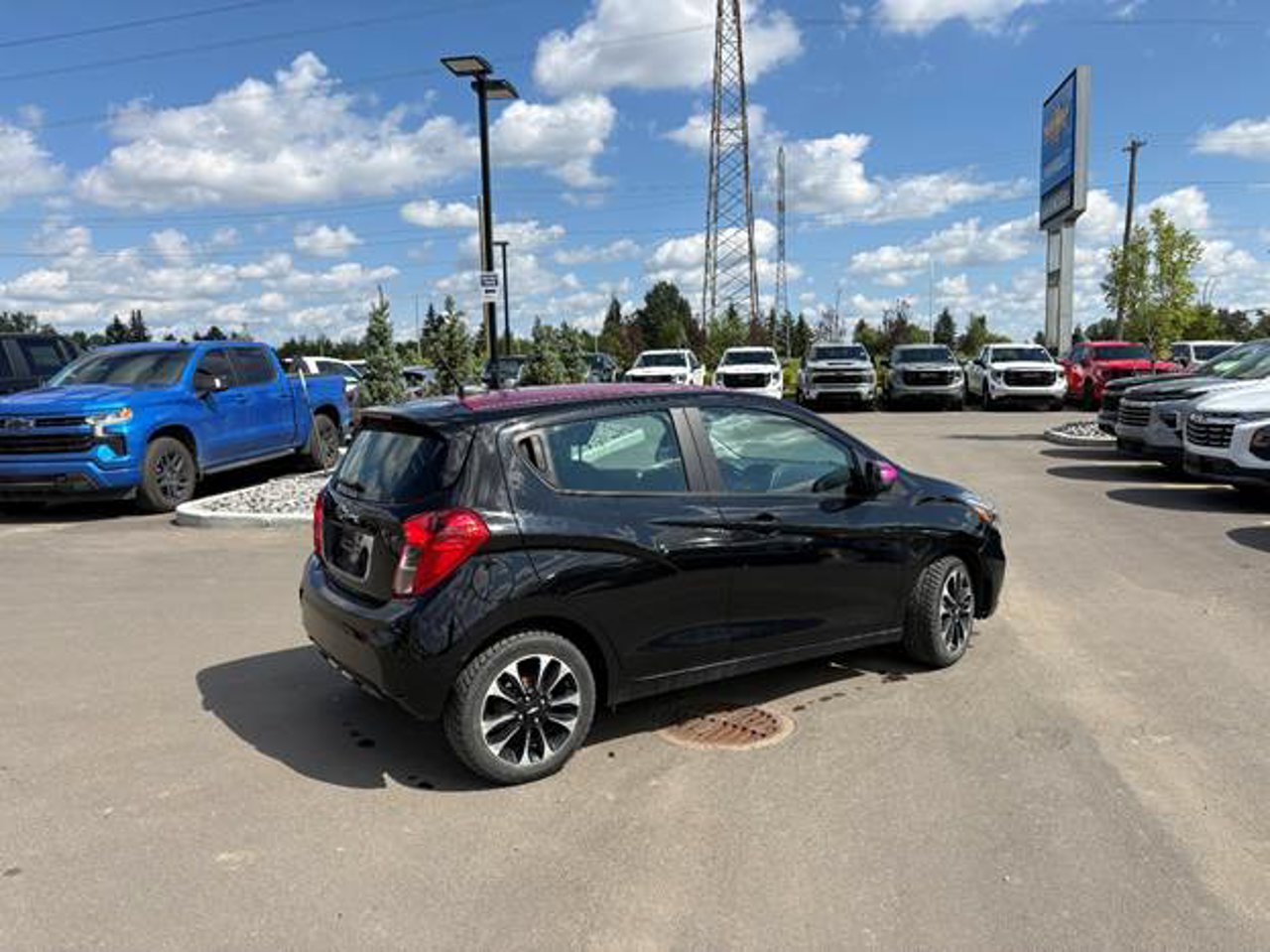 2022 Chevrolet Spark 4dr HB CVT 1LT Black Sherwood Park - photo #4