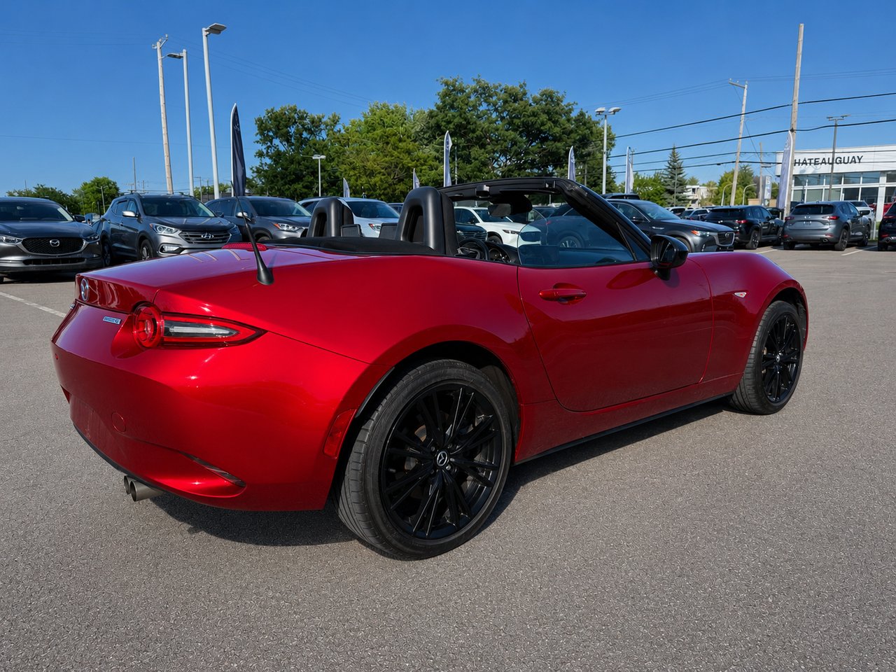 2025 Mazda MX-5 GS Red Châteauguay - photo #4