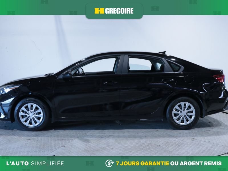 Kia Forte 821509 | LX AUTO AC GR ELEC CAM RECULE BLUETOOTH 2022 Noir Laval - photo #4