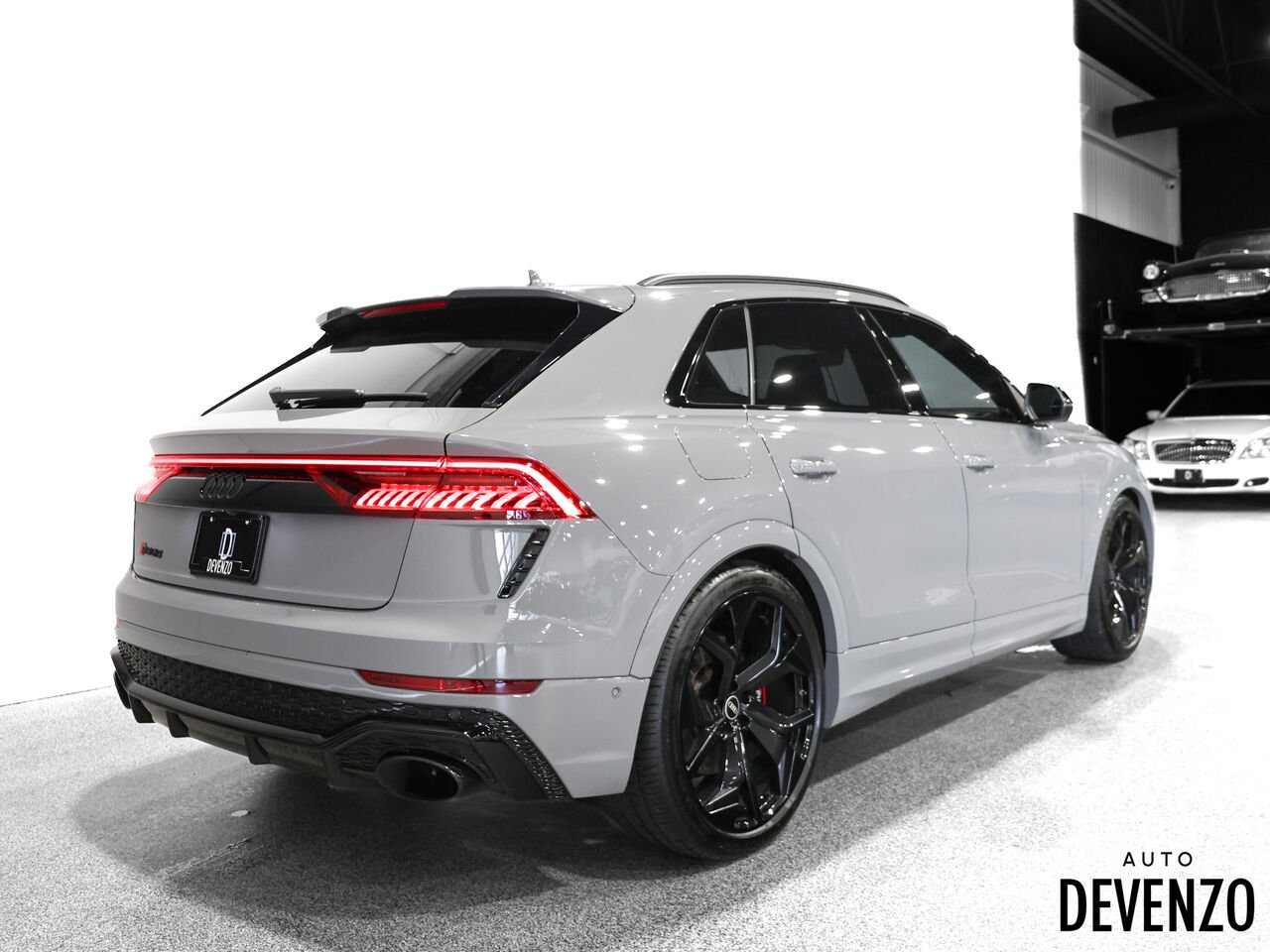 2024 Audi RS Q8 Grey Saint-Eustache - photo #2