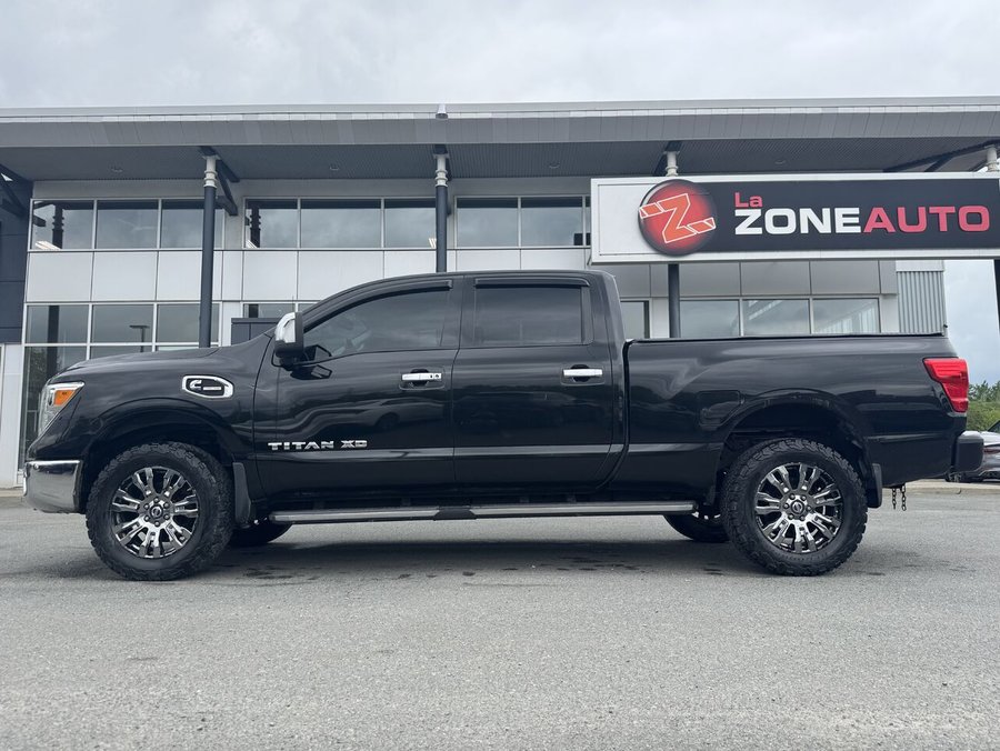 2016 Nissan Titan XD Cummins 2016 Black