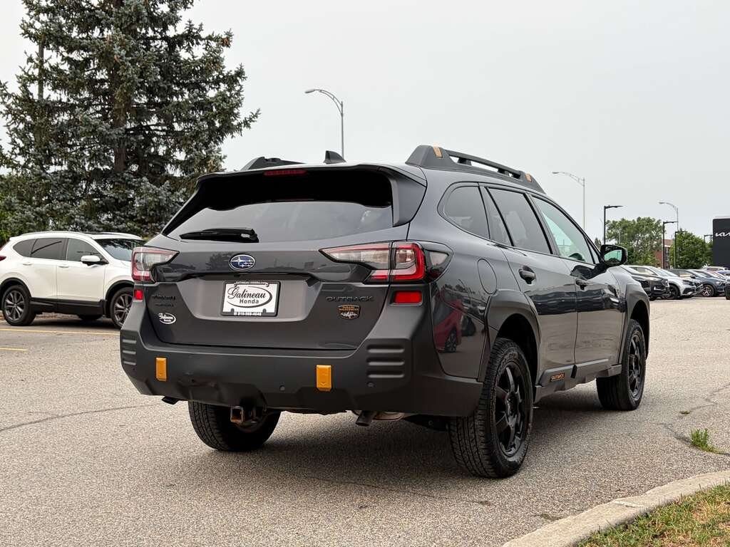 2024 Subaru Outback Wilderness Grey Gatineau - photo #5