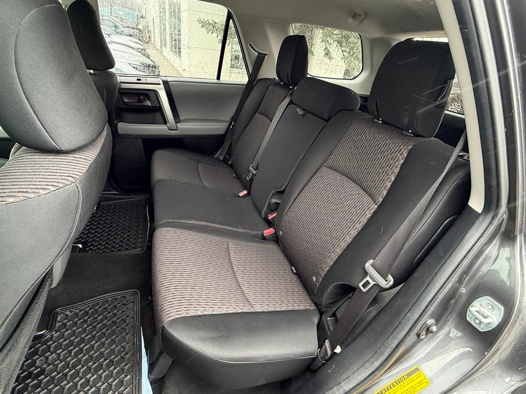 2013 Toyota 4Runner 4WD 4dr V6 SR5 Grey Gatineau - photo #16