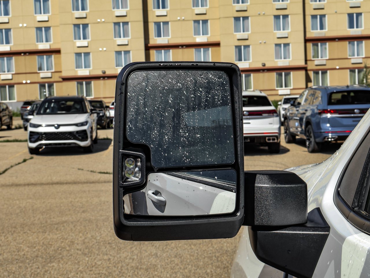 2025 Chevrolet Silverado 1500 4WD Crew Cab 147 LT White Sherwood Park - photo #12