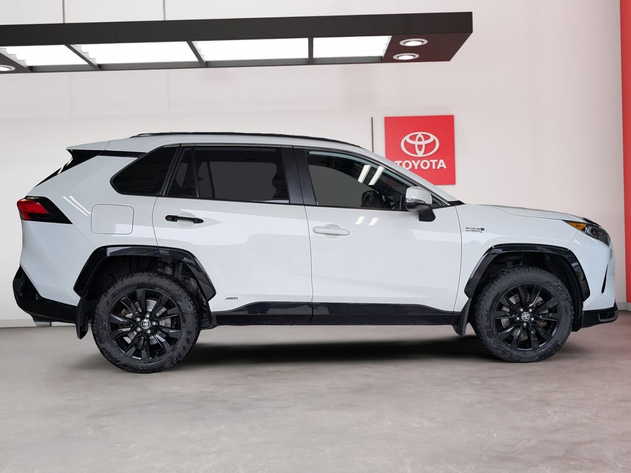 2021 Toyota RAV4 Prime JTMGB3FV0MD024326 White Sherbrooke - photo #2