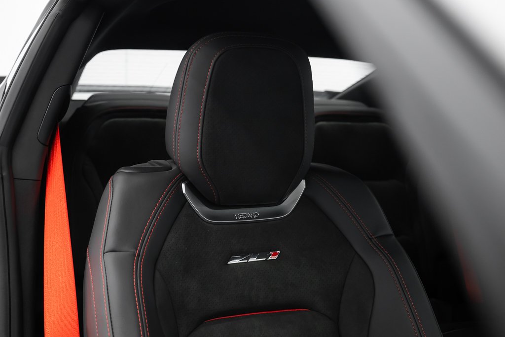 Chevrolet Camaro 2dr Cpe ZL1 | 1LE PACKAGE 2018 Blanc Kirkland - photo #23