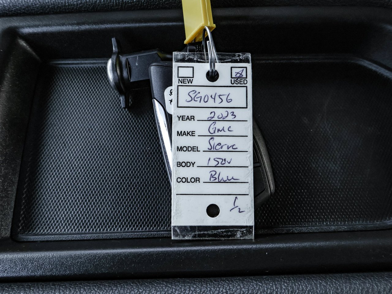 2023 GMC Sierra 1500 4WD Crew Cab 147 Elevation Blue Sherwood Park - photo #30