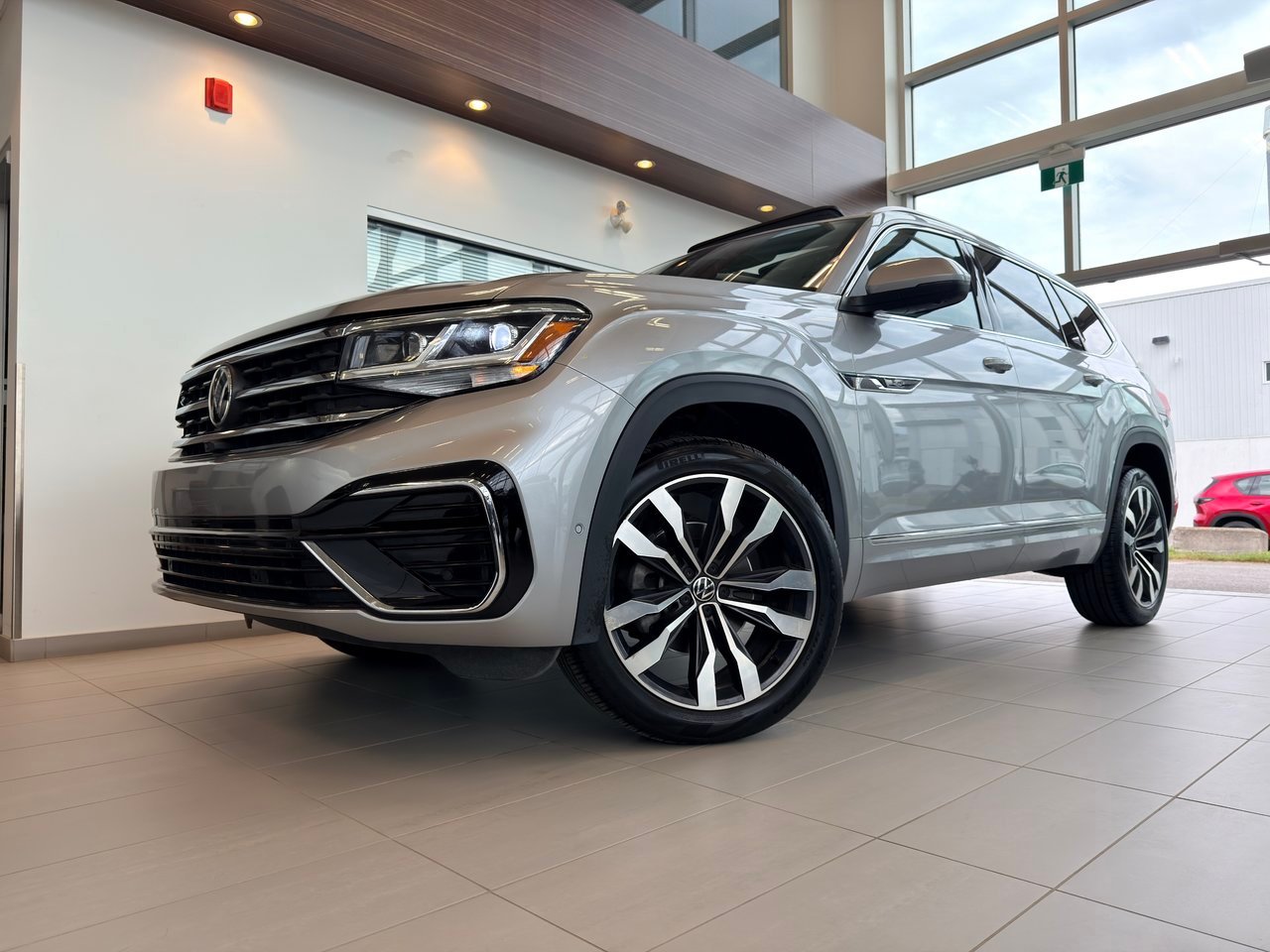 Volkswagen Atlas 2021 Gris Notre-Dame-des-Prairies - photo #3