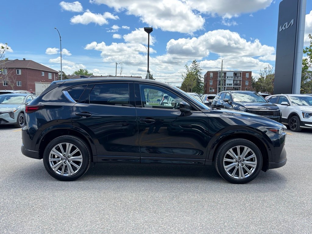 2022 Mazda CX-5 Black Gatineau - photo #6