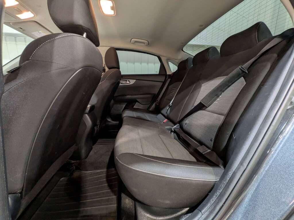 2019 Kia Forte LX Manual Grey Val-David - photo #10