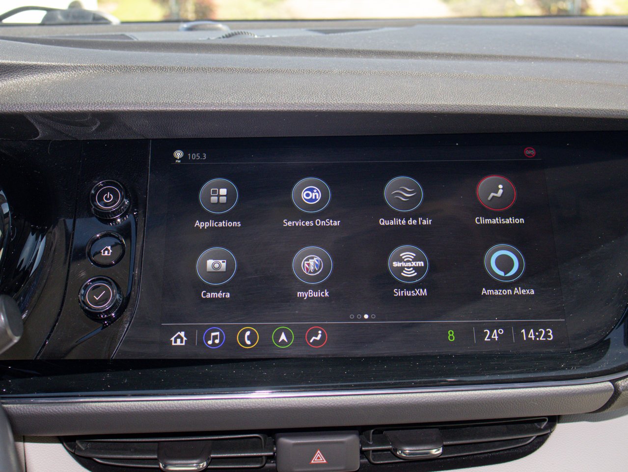 2022 Buick Envision AWD 4dr Avenir Black Sherwood Park - photo #27