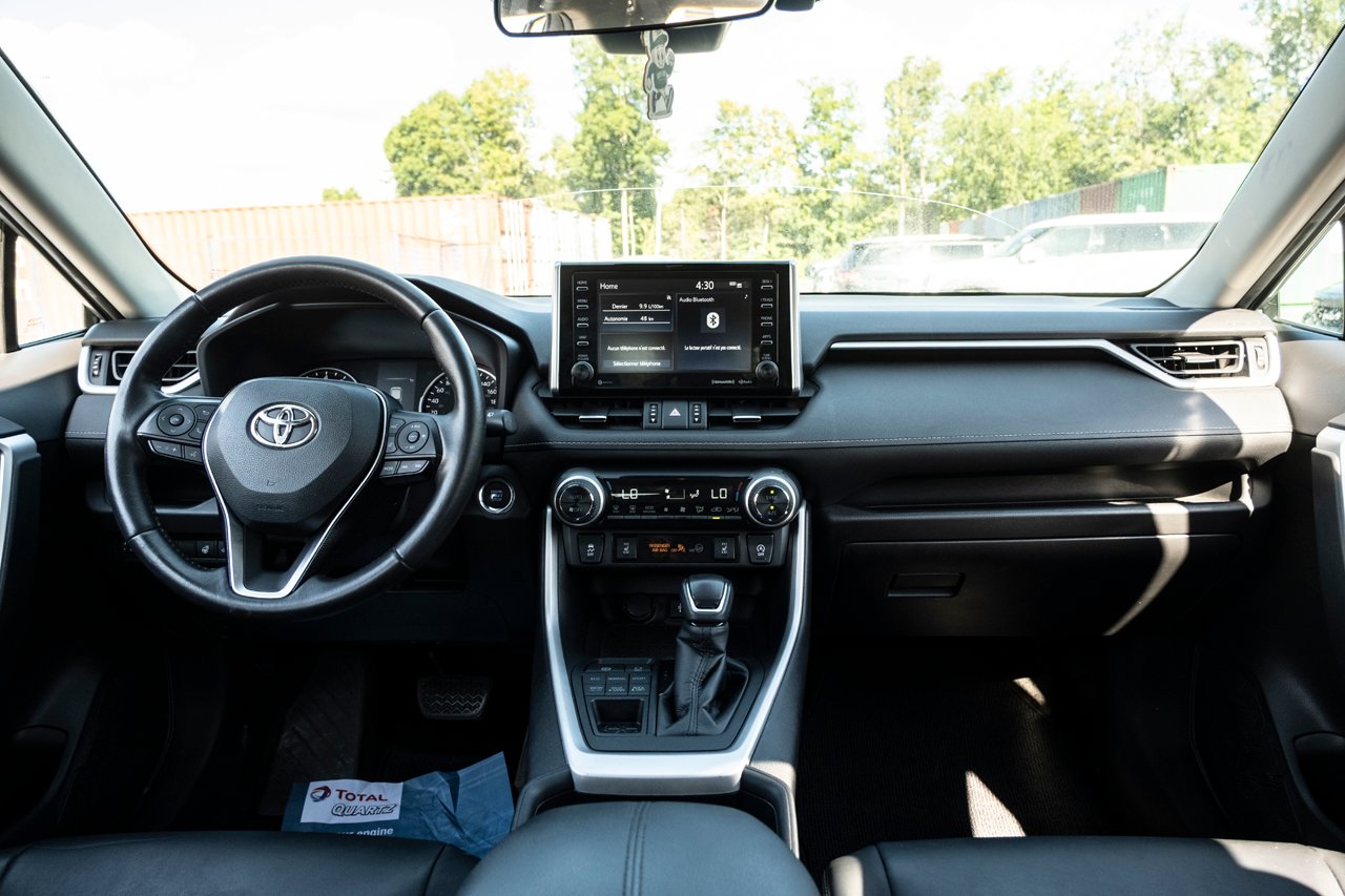 2021 Toyota RAV4 Grey Gatineau - photo #24