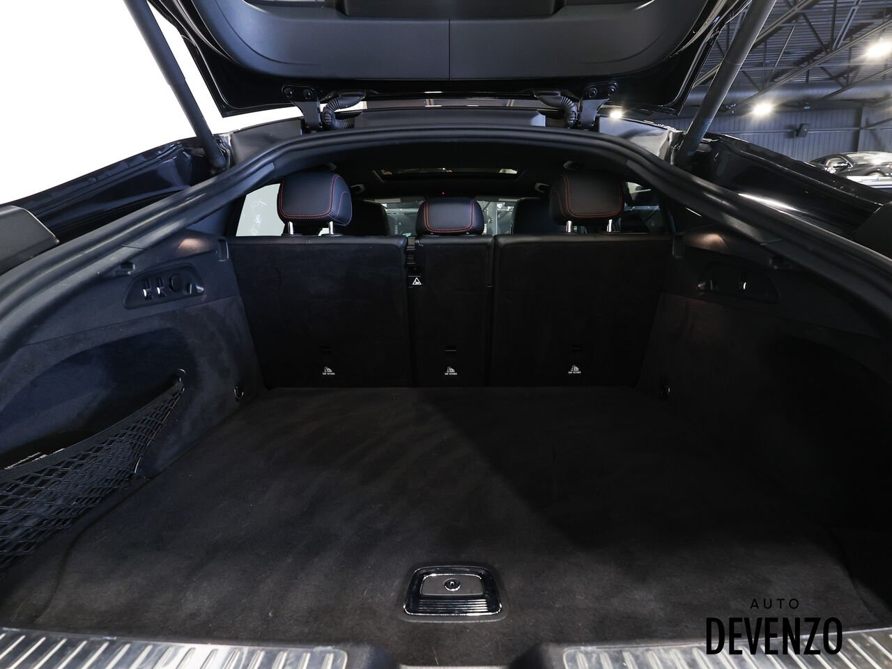 2020 Mercedes-Benz GLC Black Saint-Eustache - photo #27