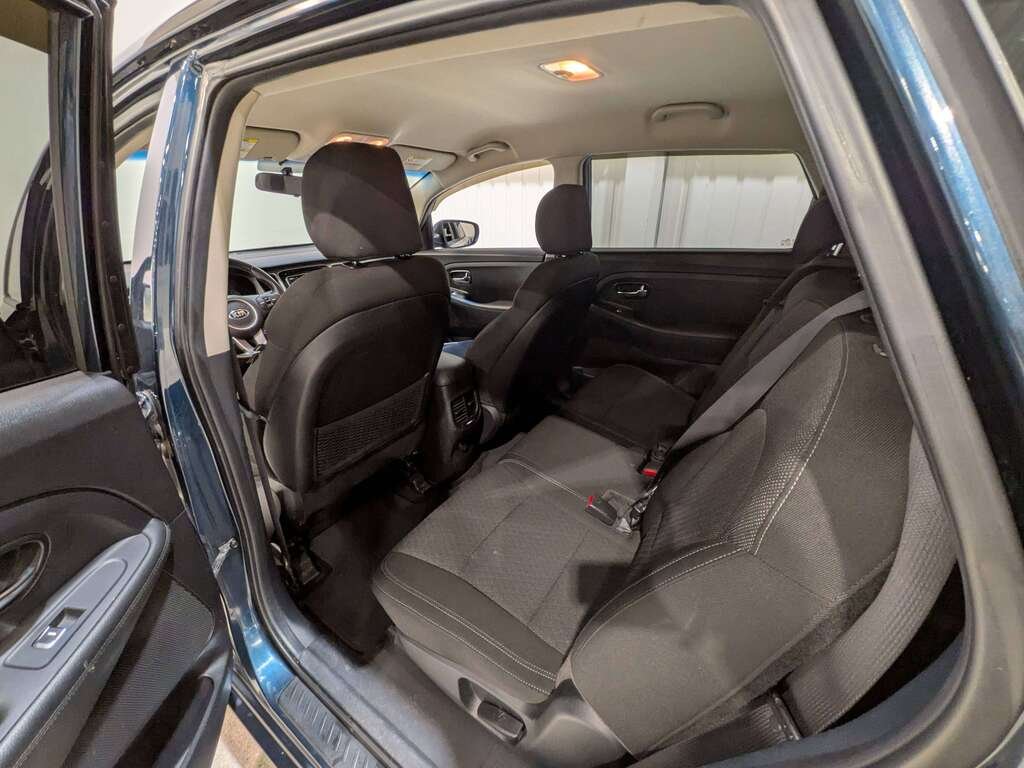 2017 Kia Rondo 4dr Wgn Auto LX Blue Val-David - photo #8