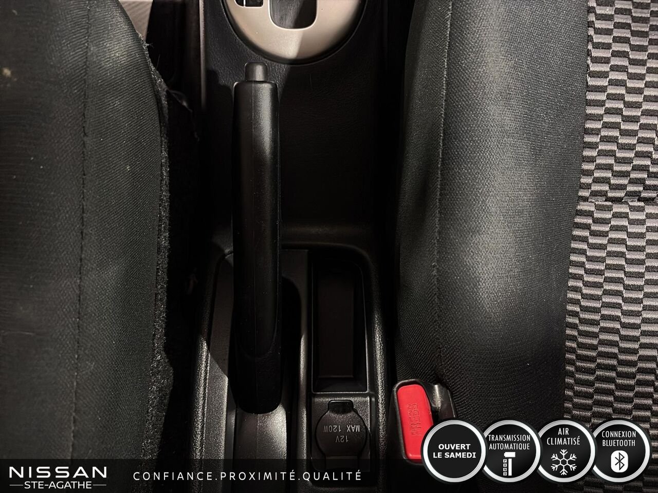 2017 Nissan Micra SV | AUTOMATIQUE | CLIMATISATION | JAMAIS ACCIDENTÉ Black Saint-Jérôme - photo #18