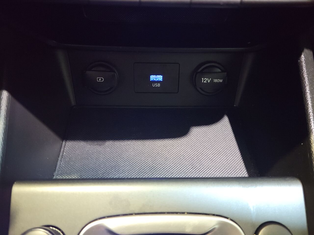 Hyundai Kona 2022 Blanc Longueuil, - photo #24