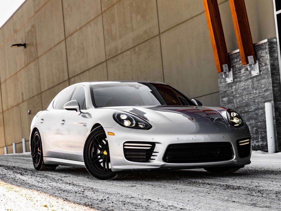 2014 Porsche Panamera 2014 Grey