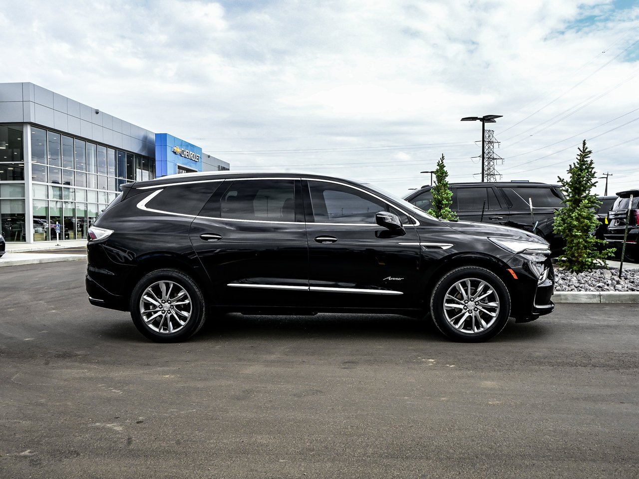 2022 Buick Enclave AWD 4dr Avenir Black Sherwood Park - photo #14