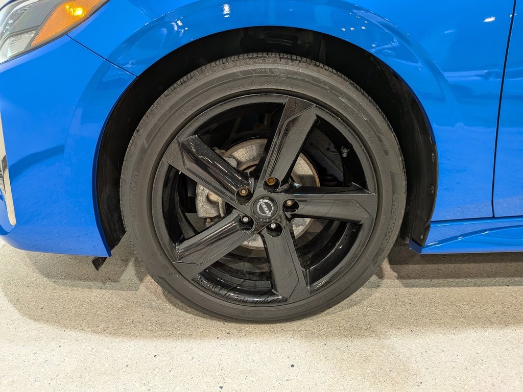 2024 Nissan Sentra SR Manual Blue Val-David - photo #33
