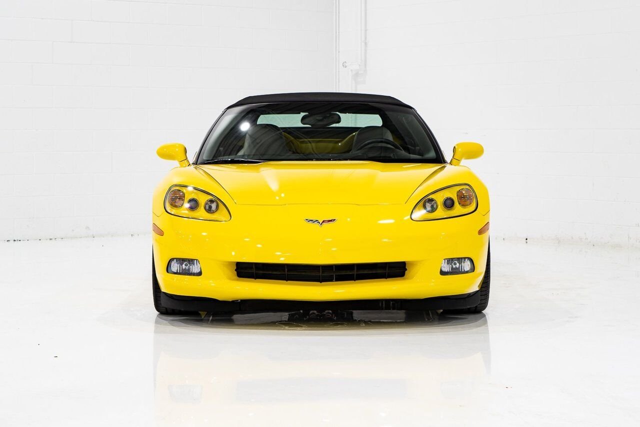 2008 Chevrolet Corvette PRIX EN USD | With Only 900km (563mi) From New With Window Sticker Yellow Montreal - photo #92
