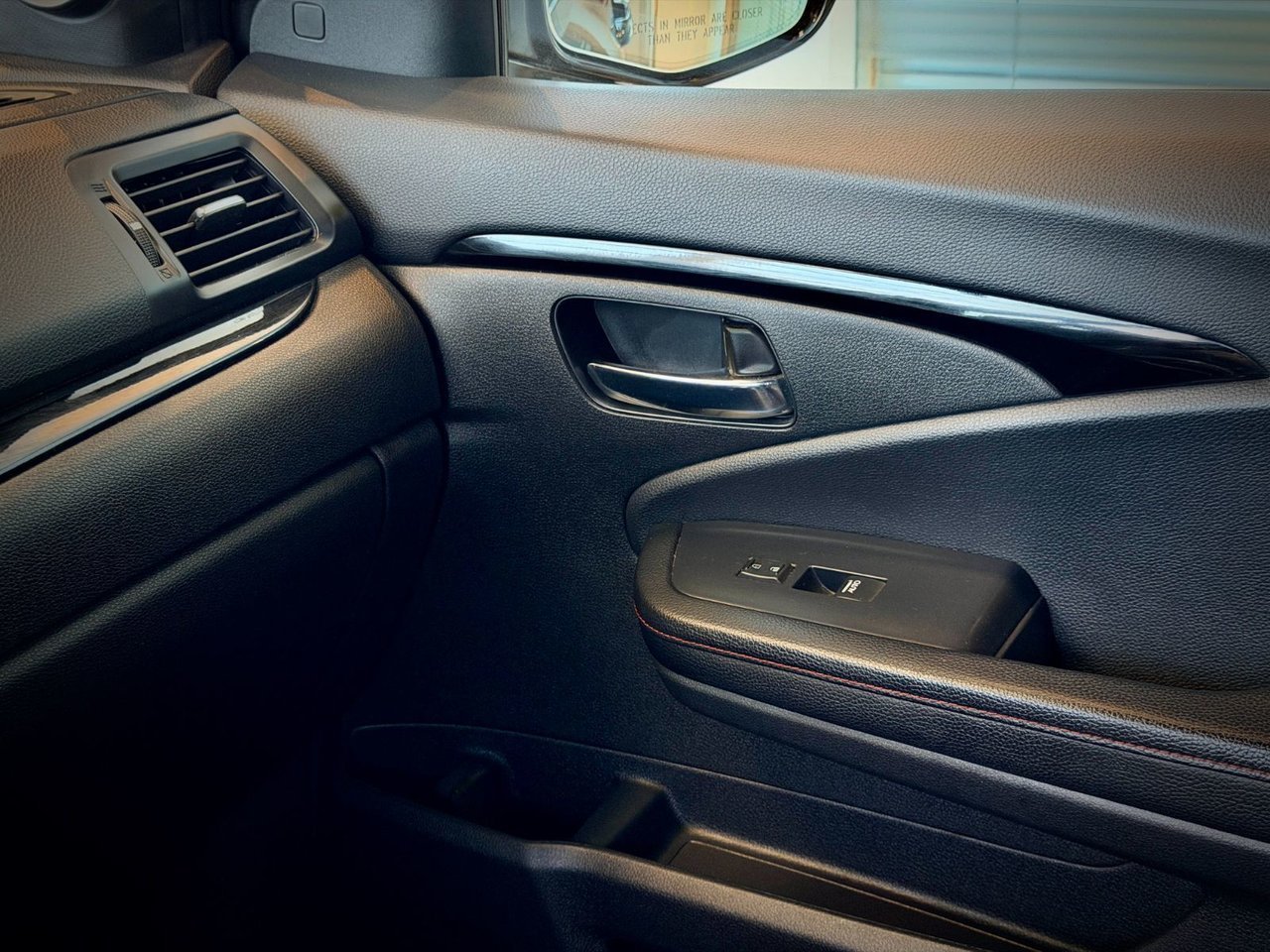 2019 Honda Pilot Black Notre-Dame-des-Prairies - photo #35