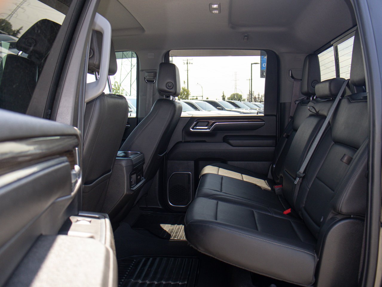 2024 Chevrolet Silverado 2500HD 4WD Crew Cab 159 LT Black Sherwood Park - photo #32
