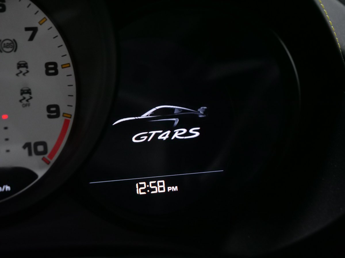 Porsche 718 Cayman GT4 RS 2025 Blanc Montréal - photo #22