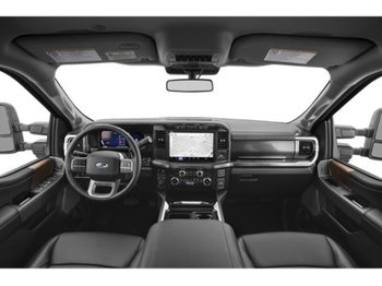 Ford Super Duty F-350 à roues arrière jumelées LARIAT