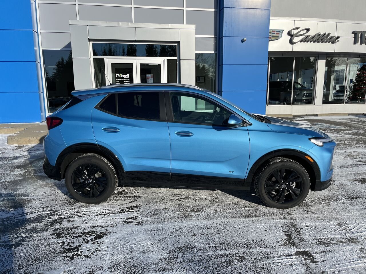 BUICK Encore GX Tourisme sport 4 portes TI 2026 Aigue-marine métallisé Montmagny - photo #1