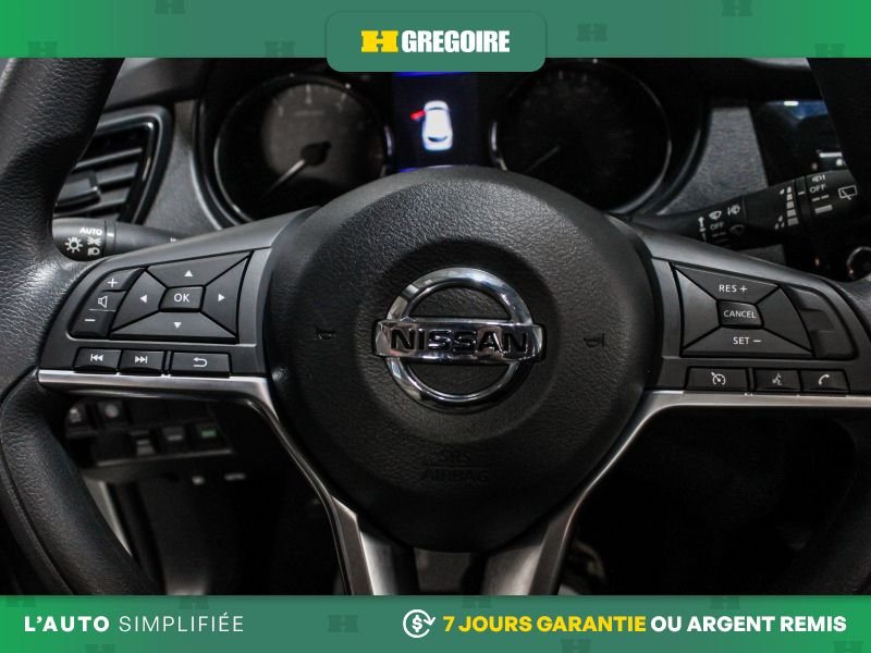 2023 Nissan Qashqai White Laval - photo #21