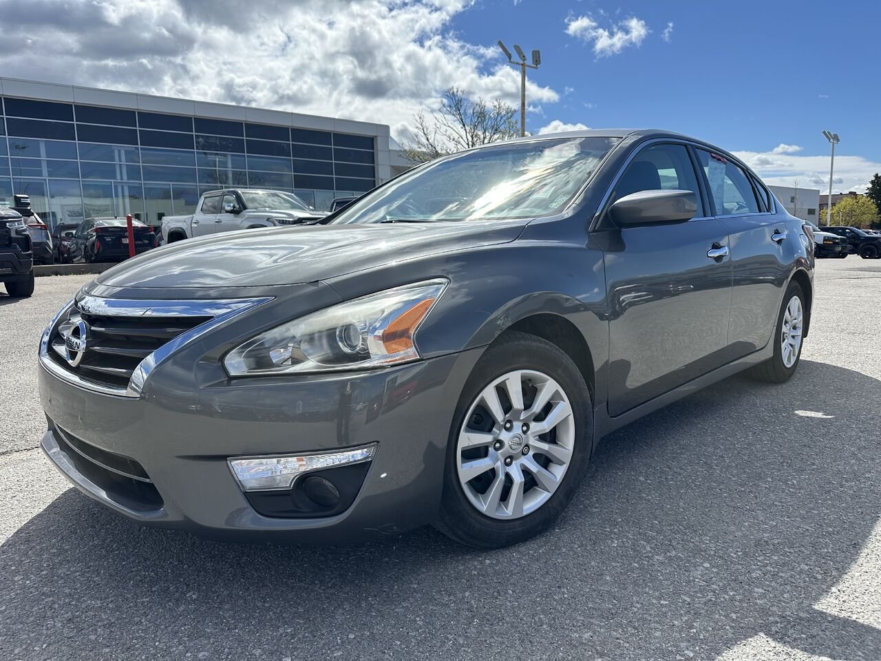 NISSAN ALTIMA 2.5/S/SV/SL Berline 4 portes, 4 cyl. en ligne, CVT 2,5 2015 Ottawa & Gatineau - photo #0