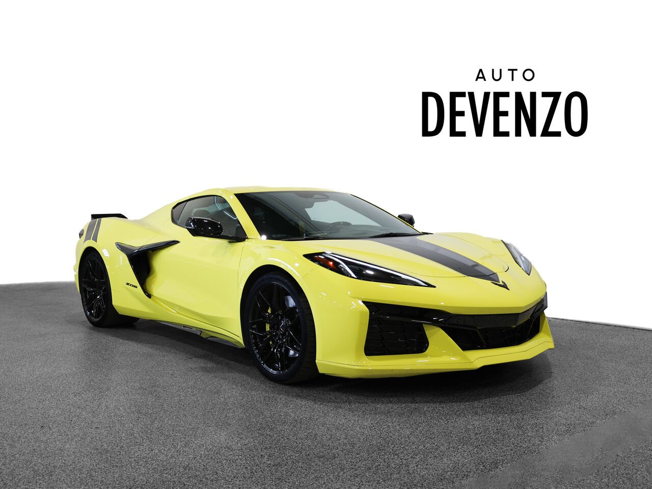 2024 Chevrolet Corvette Yellow Saint-Eustache - photo #1