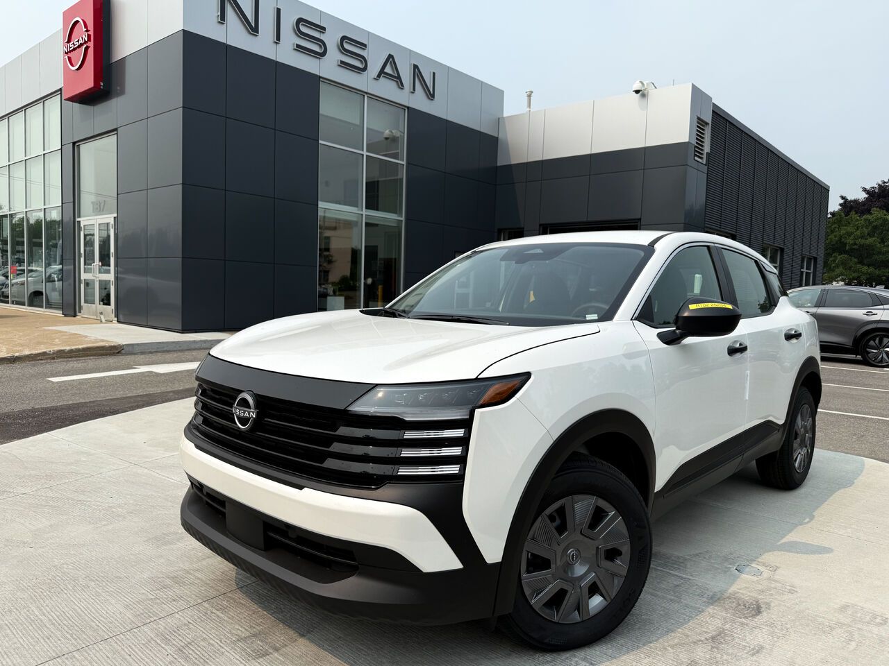 2025 Nissan Kicks S FWD
