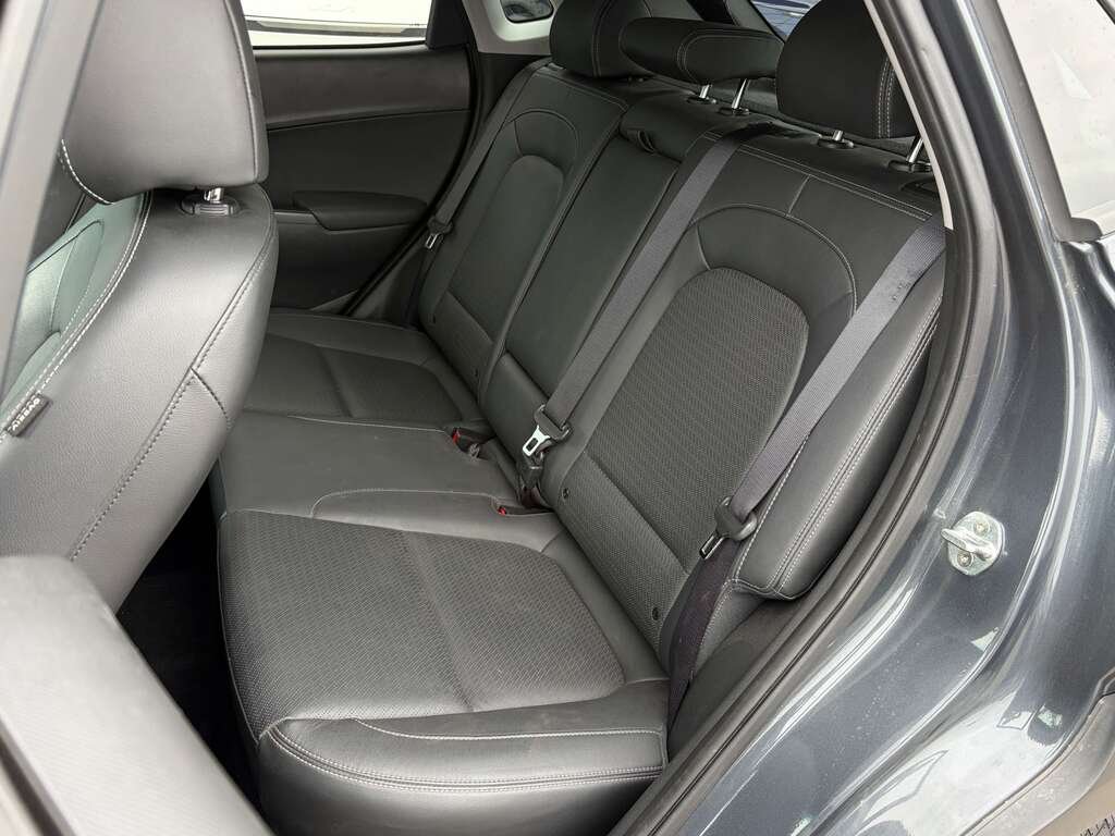 2023 Kia Sportage Black Gatineau - photo #17