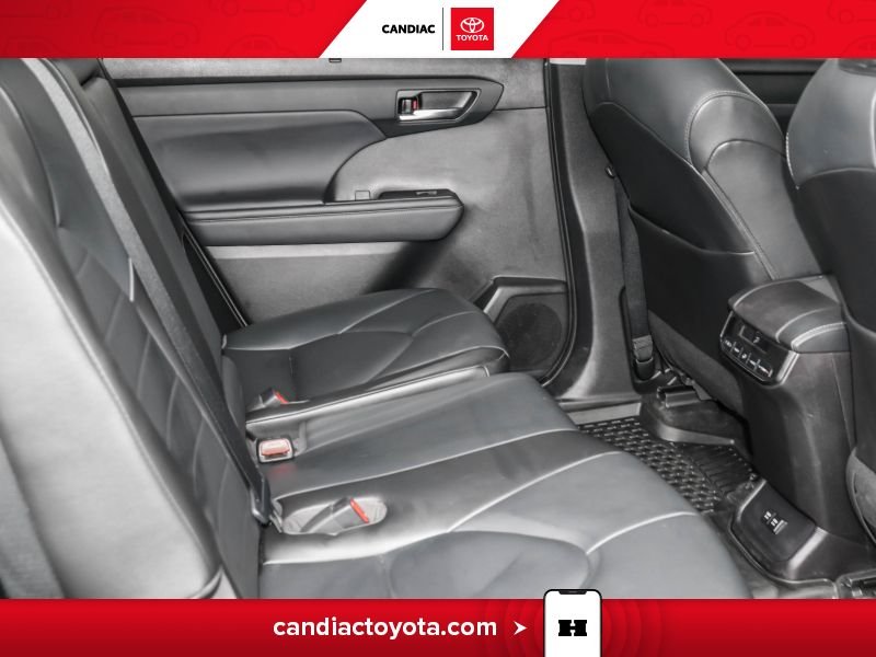 Toyota Highlander 2021 Noir Blainville - photo #31