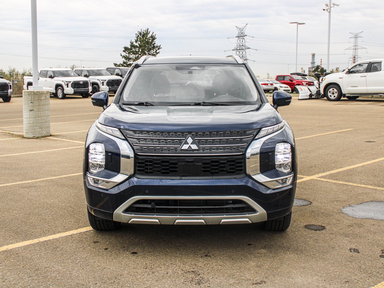 2024 Mitsubishi Outlander GT S-AWC Blue Sherwood Park - photo #2