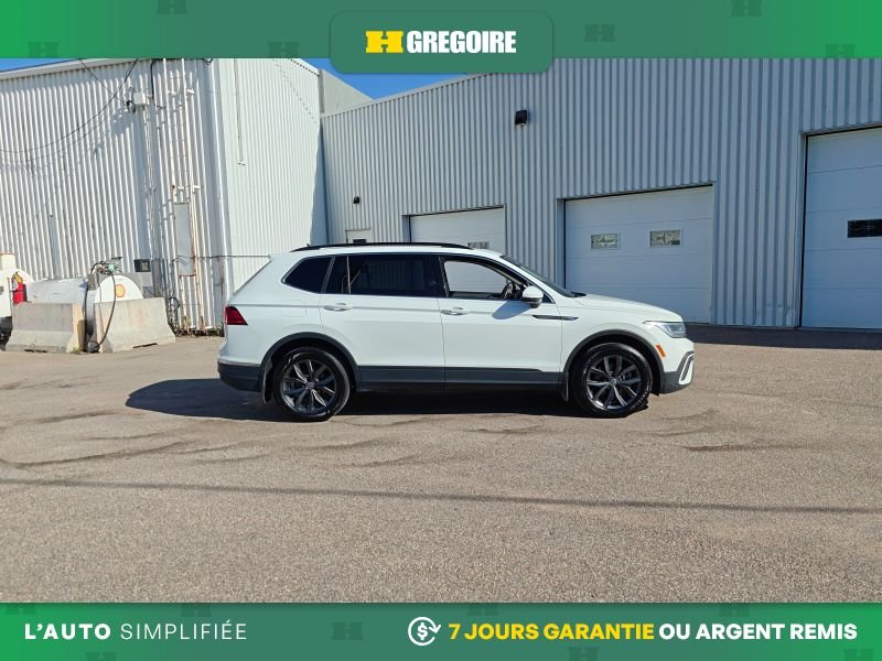 2022 Volkswagen Tiguan White Blainville - photo #10