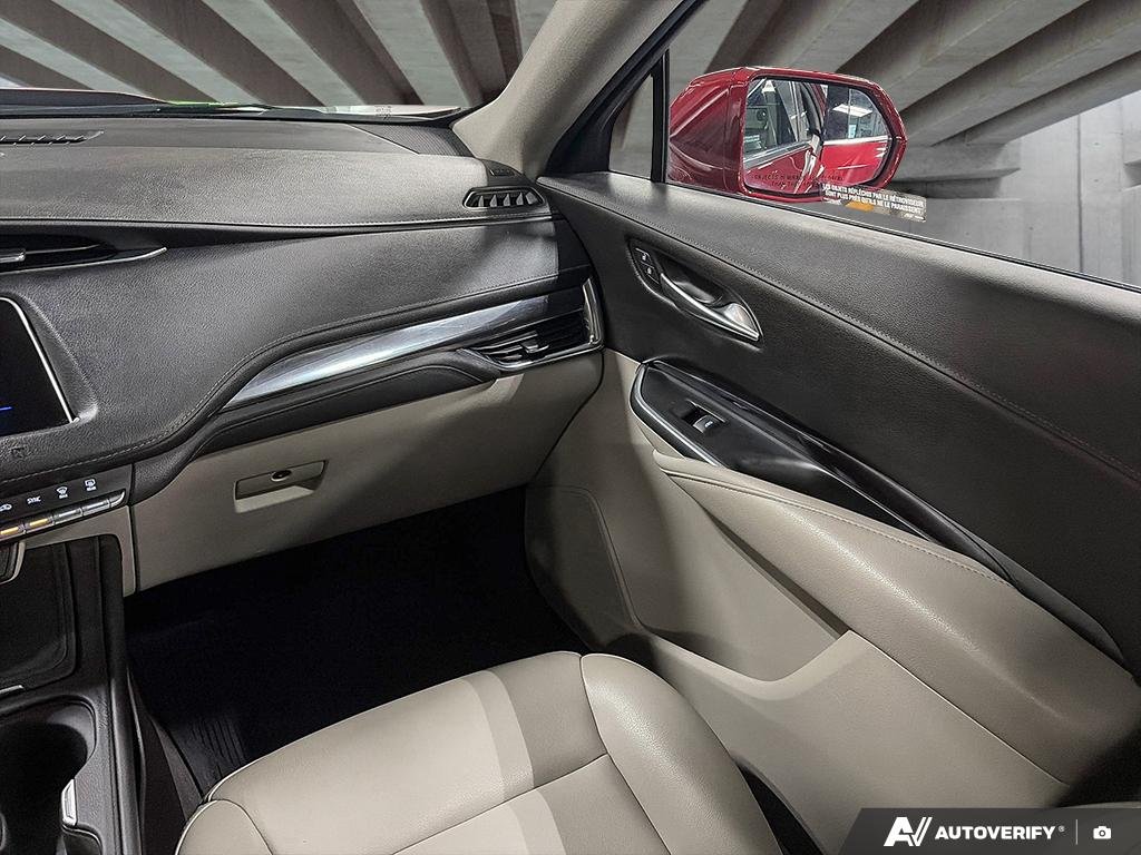 2019 Cadillac XT4 2602026A | AWD Luxury Red Edmonton - photo #24
