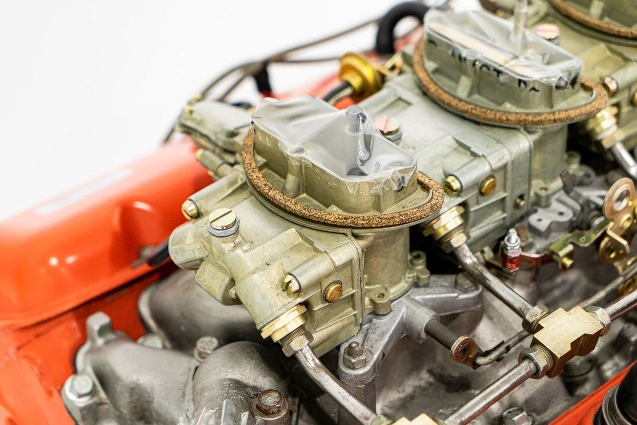 Chevrolet 427/435 Engine PRIX EN USD | Tripower Original Factory Motor never installed or stamped 1967 Montréal - photo #10