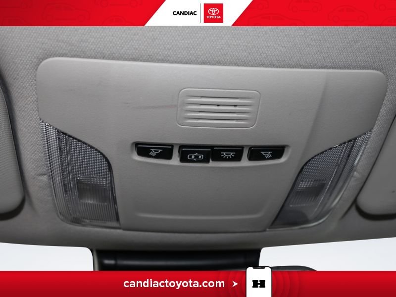 Toyota Corolla 2022 Bleu Saint-Eustache - photo #28