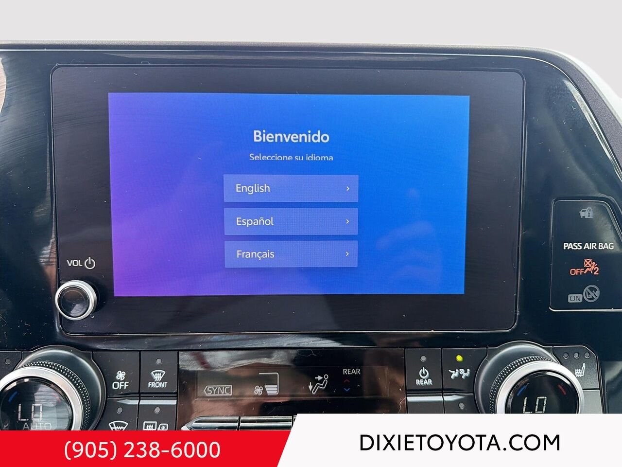 2023 Toyota Highlander XLE AWD / HEATED SEATS / MOONROOF / ALLOY WHEELS / CARPLAY AND ANDROID AUTO Magnetic Grey Metallic Mississauga - photo #14