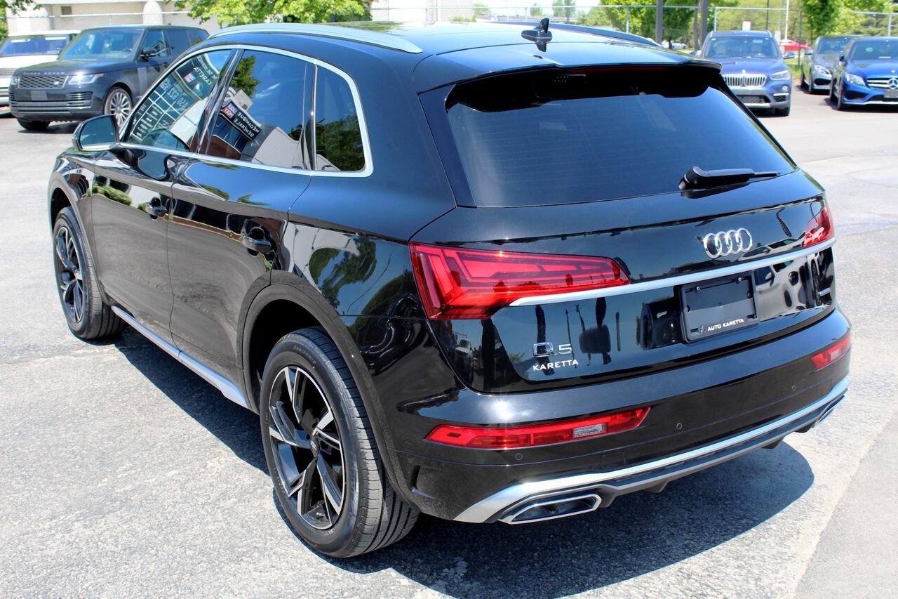 2022 Audi Q5 VIN: WA1EABFY3N2063336 Black Sainte-Rose - photo #2