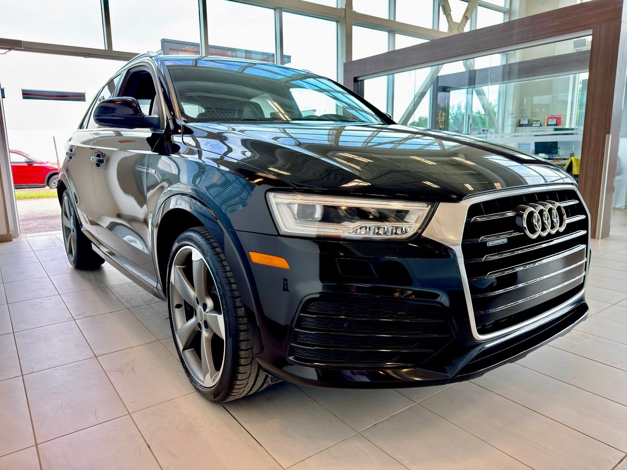 Audi Q3 2016 Noir Notre-Dame-des-Prairies - photo #7